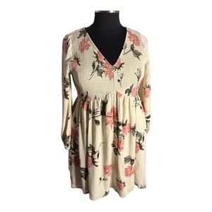 Torrid Floral Babydoll mini dress Pockets Smocked bodice V neck Gause woven